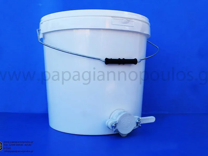 ΚΟΥΒΑΣ ΠΛΑΣΤΙΚΟΣ 18lt ΜΕ ΚΑΝΟΥΛΑ